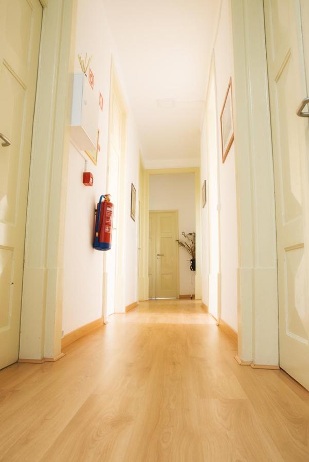 Хостел Olive Street House Коимбра Экстерьер фото